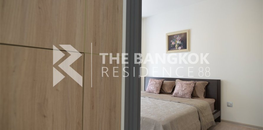 Condo in Bangkok, Thailand, 2 bedrooms  № 184275