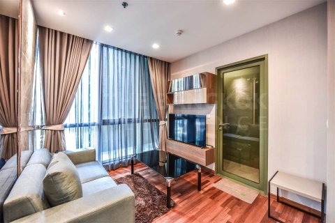 Condo in Bangkok, Thailand, 1 bedroom  № 184276 - photo 9