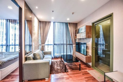 Condo in Bangkok, Thailand, 1 bedroom  № 184276 - photo 6