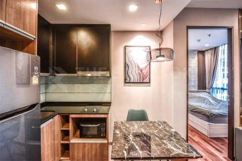 Condo in Bangkok, Thailand, 1 bedroom  № 184276 - photo 5