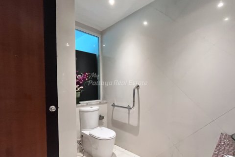 Studio in the Condo in Bang Lamung, Thailand № 214117 - Foto 10