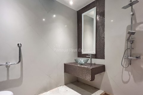Studio in the Condo in Bang Lamung, Thailand № 214117 - Foto 9