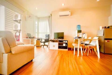 Studio in the Condo in Khlong San, Bangkok, Thailand  № 167548 - photo 8