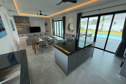 Villa in Hua Hin, Thailand 3 bedrooms № 163267 - photo 6