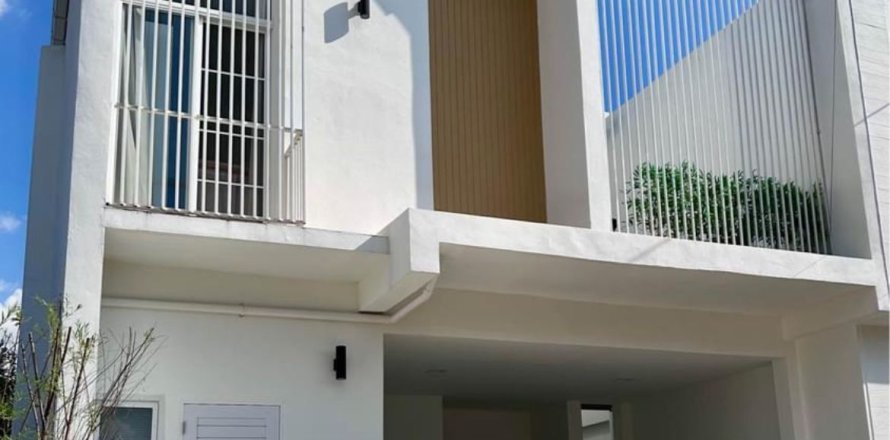 Maison à Chiang Mai, Thaïlande 3 chambres № 163271