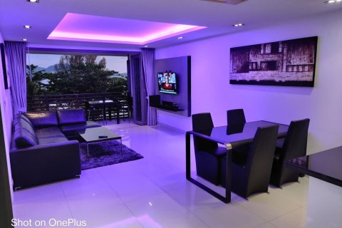 Кондоминиум с 2 спальнями в Кату, Таиланд № 163269