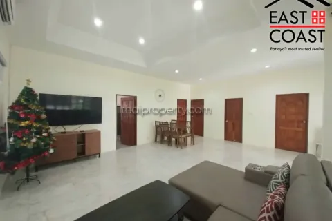 Casa de 3 dormitorios en Pattaya, Tailandia № 212184 - foto 13