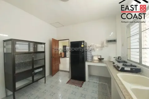 Casa de 3 dormitorios en Pattaya, Tailandia № 212184 - foto 3