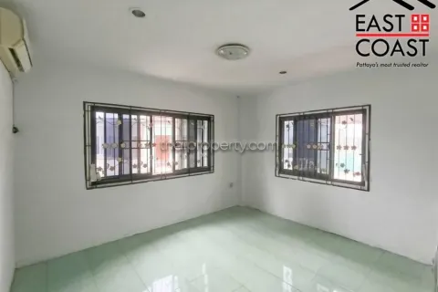 Casa de 3 dormitorios en Pattaya, Tailandia № 212182 - foto 8