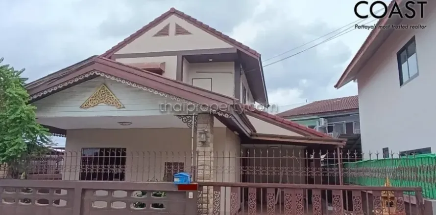Casa de 3 dormitorios en Pattaya, Tailandia № 212182