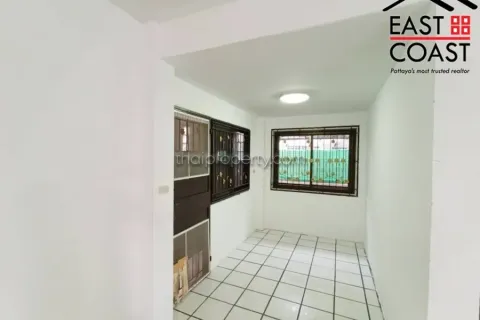 Casa de 3 dormitorios en Pattaya, Tailandia № 212182 - foto 9