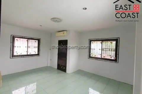 Casa de 3 dormitorios en Pattaya, Tailandia № 212182 - foto 7