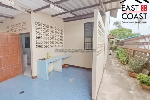 Casa de 3 dormitorios en Pattaya, Tailandia № 212182 - foto 12