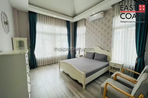 Casa de 3 dormitorios en Pattaya, Tailandia № 212181 - foto 6