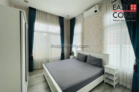 Casa de 3 dormitorios en Pattaya, Tailandia № 212181 - foto 11