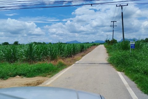 Terrain à Sa Kaeo, Thaïlande 67200 m2 № 148863 - photo 5