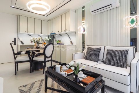 Condo in Bang Lamung, Thailand, 2 bedrooms № 173972 - photo 6