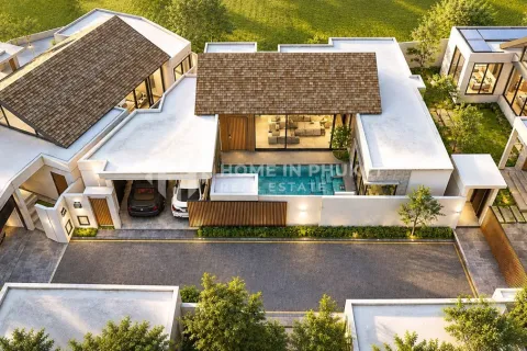 Haus in Phuket, Thailand 3 Schlafzimmer № 222800 - Foto 1