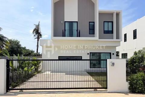 Haus in Phuket, Thailand 3 Schlafzimmer № 222798 - Foto 2