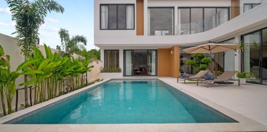 Villa in Phuket, Thailand 3 bedrooms № 191113
