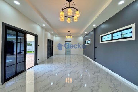 Haus in Pattaya, Thailand 3 Schlafzimmer № 220448 - Foto 4