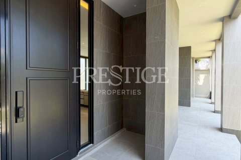 House in Pattaya, Thailand 4 bedrooms № 199867 - photo 24