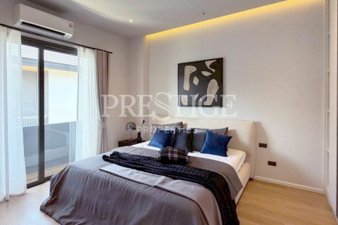 House in Pattaya, Thailand 4 bedrooms № 199867 - photo 18