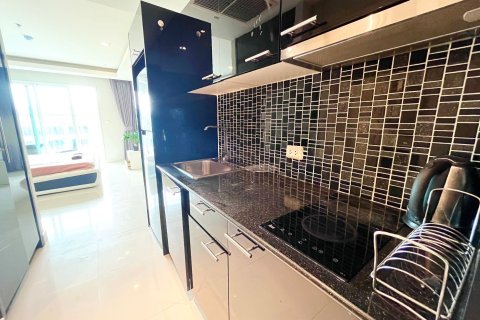 Студия в кондо в Паттайе, Таиланд № 172320 - фото 20