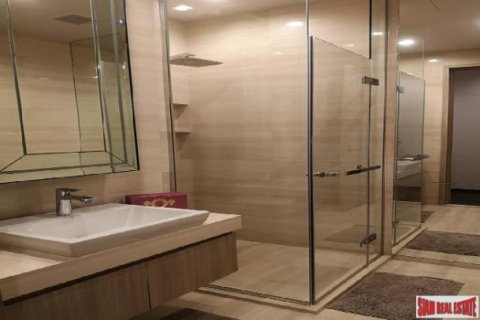 Apartment in Bangkok, Thailand 2 bedrooms № 164932 - photo 5