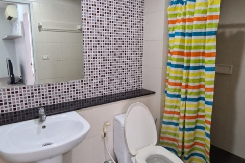 Appartement à Bangkok, Thaïlande 1 chambre № 164928 - photo 5