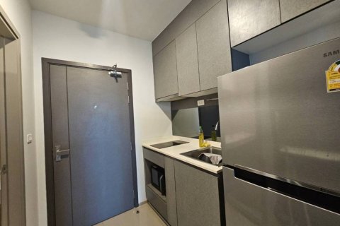 Condo in Bangkok, Thailand, 2 bedrooms  № 116675 - photo 5
