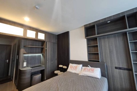 Condo in Bangkok, Thailand, 2 bedrooms  № 116675 - photo 8