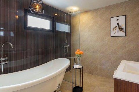 Villa in Chiang Mai, Thailand 3 bedrooms № 202410 - photo 25