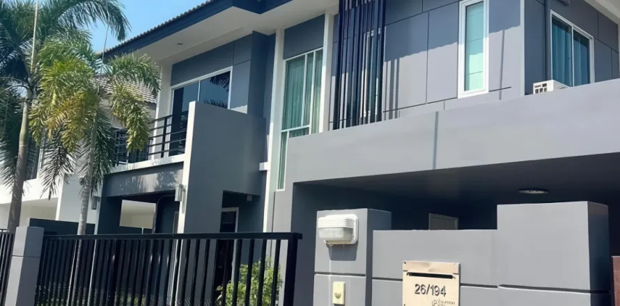 Дом в Паттайе, Таиланд с 4 комнатами № 155568