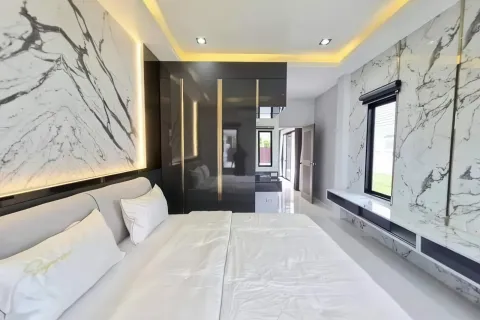 Дом в Паттайе, Таиланд с 4 комнатами № 155572 - фото 8