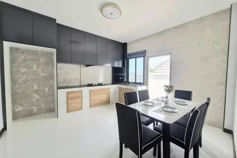 Дом в Паттайе, Таиланд с 4 комнатами № 155572 - фото 6