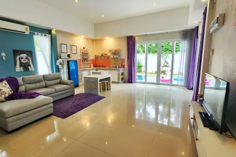 Дом в Паттайе, Таиланд с 3 комнатами № 155574 - фото 3