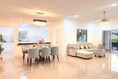 Дом в Паттайе, Таиланд с 5 комнатами № 155570 - фото 8