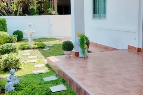 Дом в Паттайе, Таиланд с 5 комнатами № 155570 - фото 3