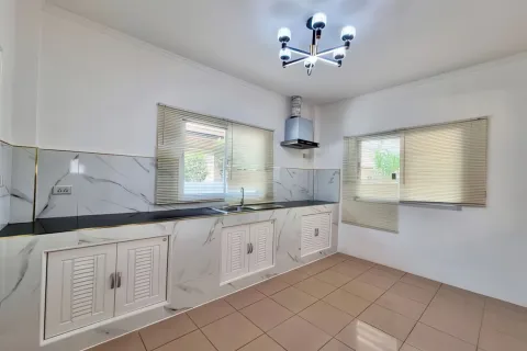 Дом в Паттайе, Таиланд с 5 комнатами № 155570 - фото 12