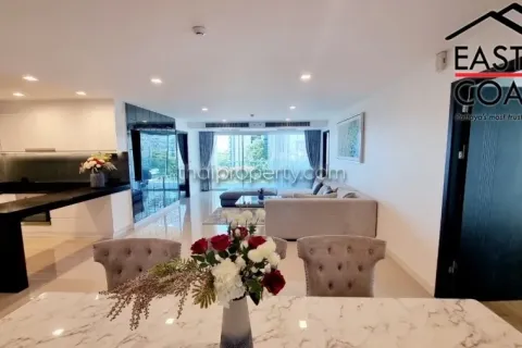 Condominio de 3 dormitorios en Pattaya, Tailandia № 213460 - foto 4