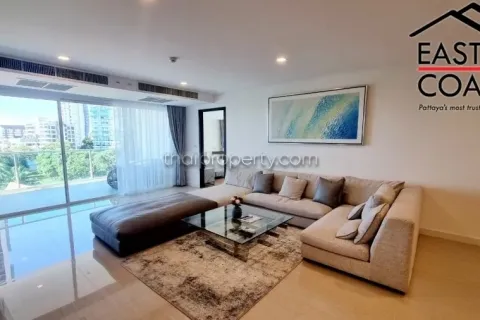 Condominio de 3 dormitorios en Pattaya, Tailandia № 213460 - foto 2