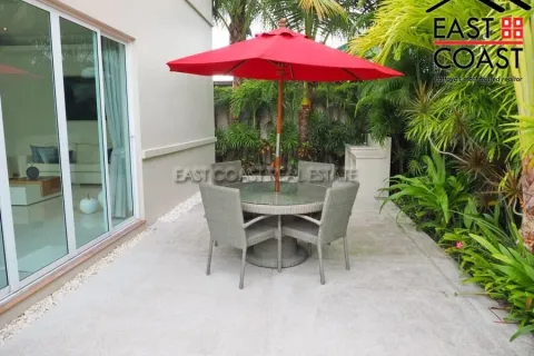 Casa de 3 dormitorios en Pattaya, Tailandia № 213463 - foto 7