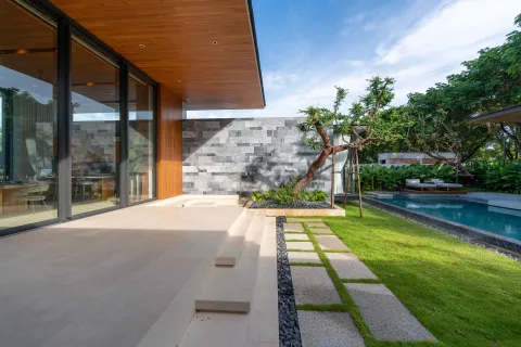 Villa in Phuket, Thailand 3 bedrooms № 146429 - photo 3
