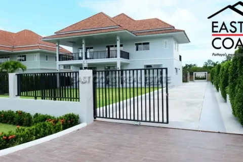 Maison à Pattaya, Thaïlande 5 chambres № 213948