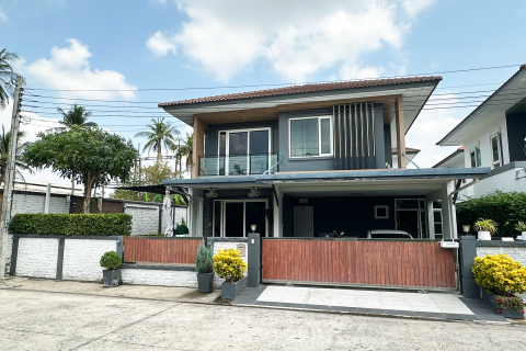 Maison à Prawet, Bangkok, Thaïlande 3 chambres № 171601 - photo 1
