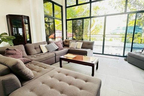 Villa in Pattaya, Thailand 4 bedrooms № 171603 - photo 7