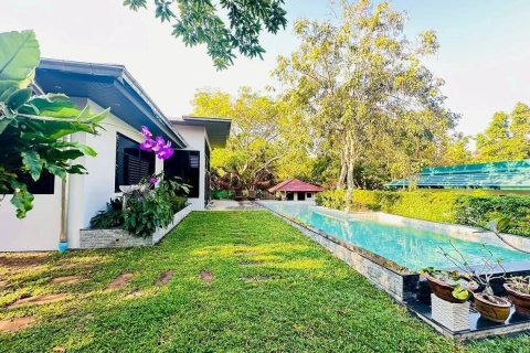 Villa in Pattaya, Thailand 4 bedrooms № 171603 - photo 14