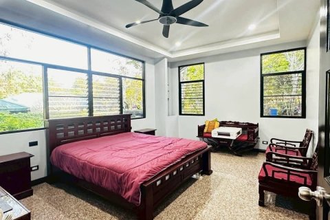 Villa in Pattaya, Thailand 4 bedrooms № 171603 - photo 5