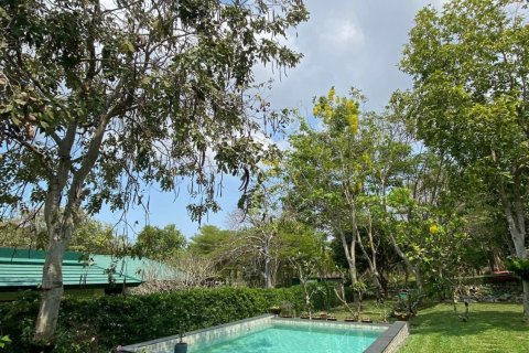 Villa in Pattaya, Thailand 4 bedrooms № 171603 - photo 15